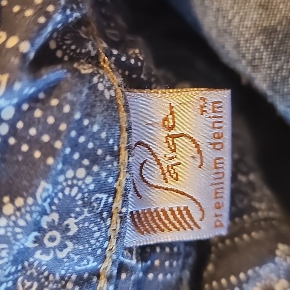Paige Blue Heights Jeans - Picture 4 of 12